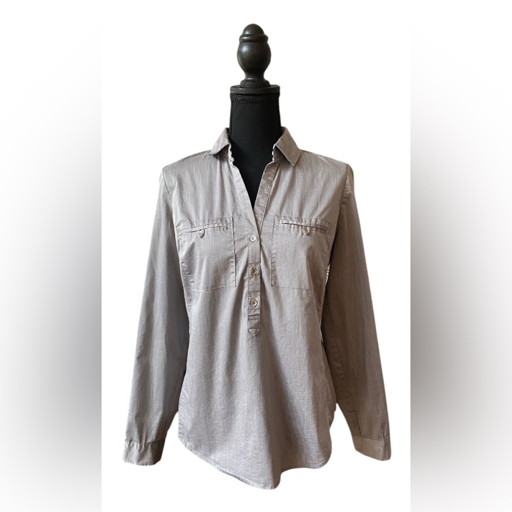 New York & Company 7th Avenue: Gray Button-Up Shirt